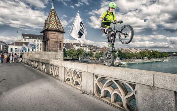 Debi studer mittlerebruecke